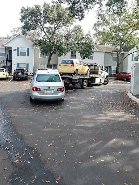 A Junk Car Buyers Salvage yard at 318 Ferguson Dr