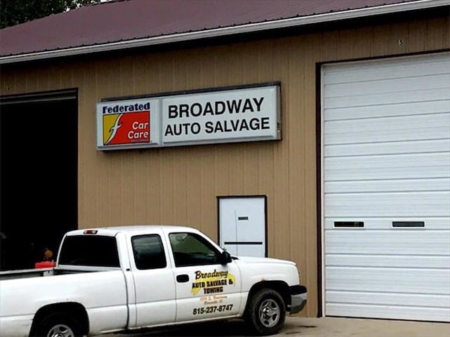 Broadway Auto Salvage & Towing Towing service at 3014 S Broadway Rd