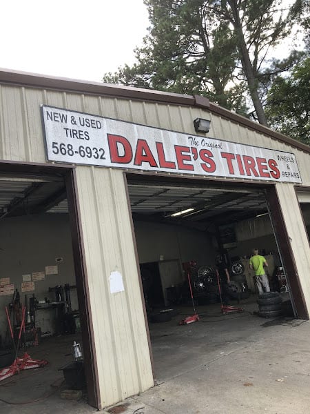 Dale&apos;s Used Tires Tire shop at 7901 Colonel Glenn Rd