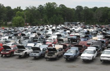 Dixon Road U-Pull-It Auto Parts & Sales Used auto parts store at 2505 W Dixon Rd