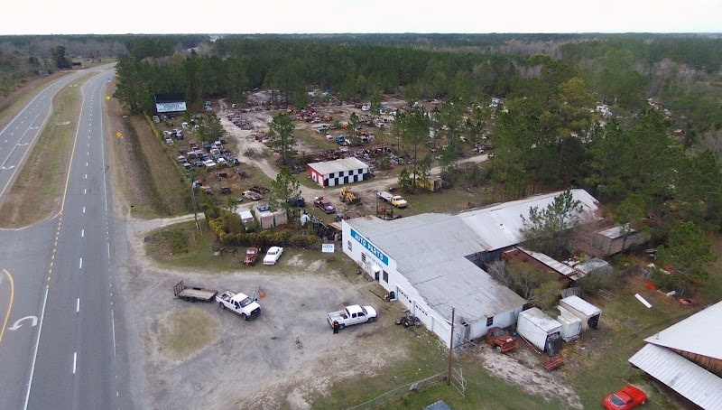 McDaniel&apos;s House of Rust Auto parts store at 3411 Memorial Dr