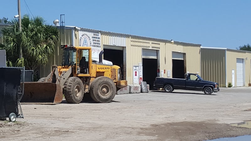 Ozi Metal Recycling Recycling center at 4137 James St