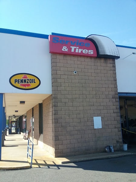 Pep Boys Tire shop at 919 N Dupont Hwy