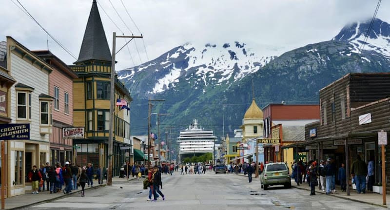 Skagway Travel agency at 11th Ave